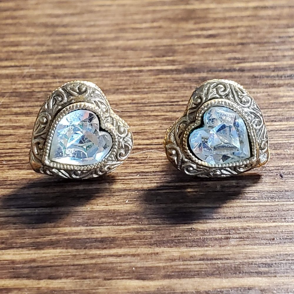 Heart Earrings with filigree
